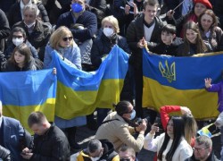 Hai Hồng y đến Ucraina để bày tỏ sự gần gũi của Đức Thánh Cha với dân tộc Ucraina đau khổ