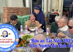 Quán cơm từ thiện Nụ Cười Khiết Tâm phục vụ Tất Niên 2025 bà con Hội Người Mù Ninh Hòa