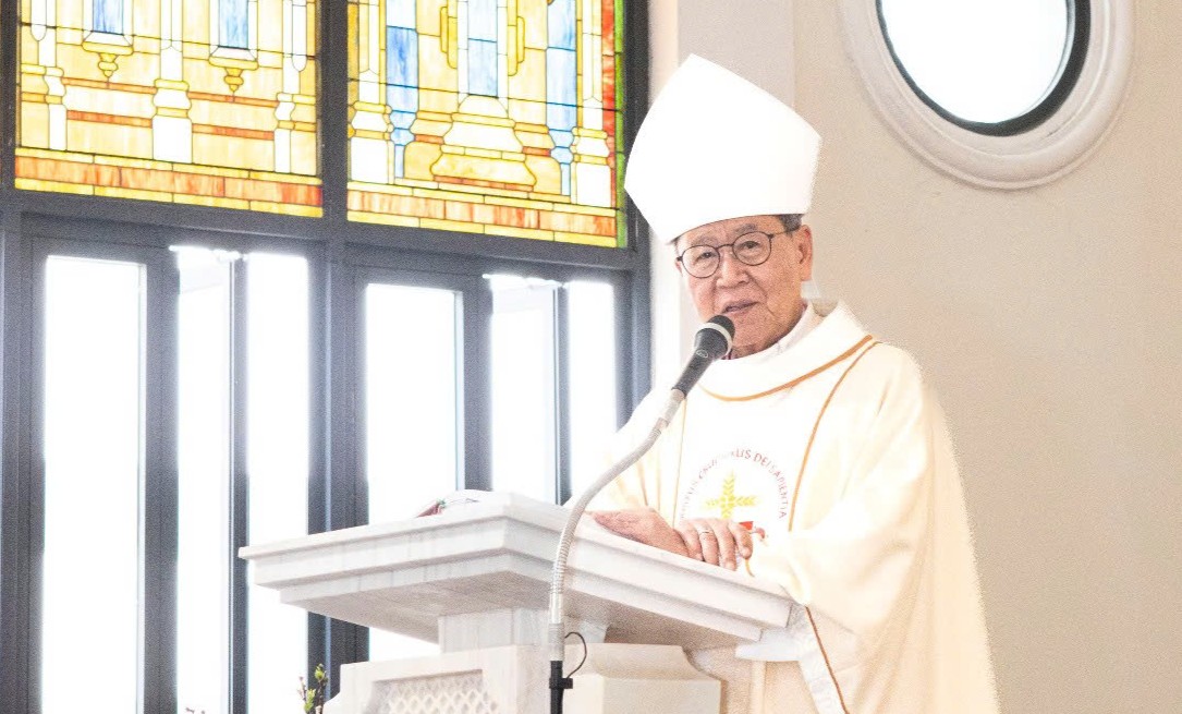 Học Viện Công Giáo: Buổi gặp mặt và Thánh Lễ Tất Niên