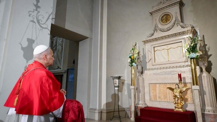Đức Lêô XIV tại San Marino: Ứng phó với xung đột bằng cách sống theo Tin Mừng