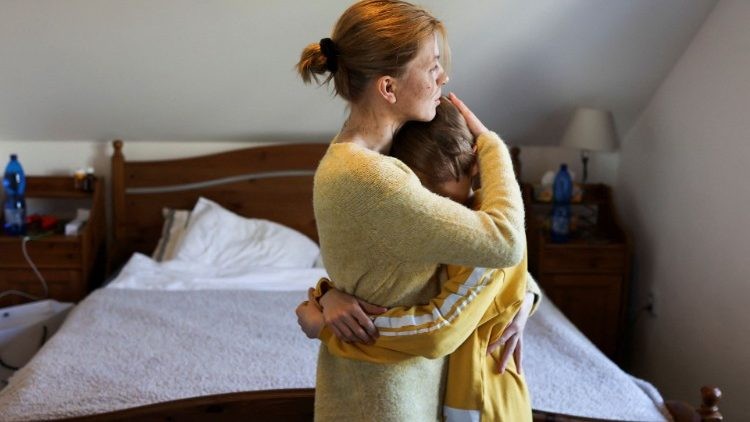 Đức Lêô XIV cầu nguyện cho mọi người mẹ trong Ngày của Mẹ