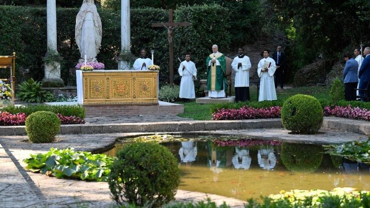 Đức Lêô XIV sẽ cử hành Thánh lễ cầu nguyện cho việc Chăm sóc Thụ tạo tại Castel Gandolfo