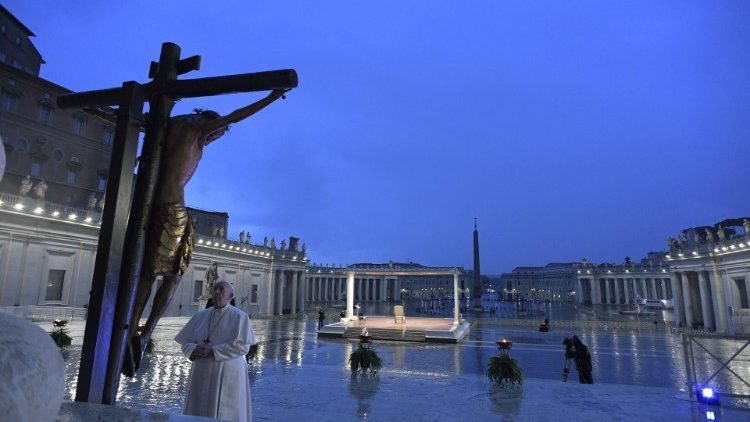 ĐTC Phanxicô cầu nguyện cho đại dịch sớm chấm dứt  (Vatican Media)