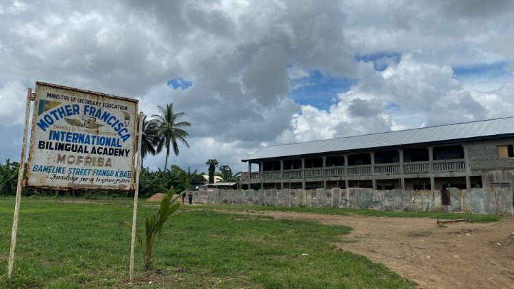 Trường học nơi các học sinh Camerun bị thảm sát hôm 24 10