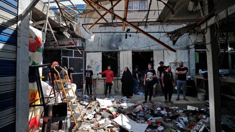 ĐTC đau buồn vì vụ nổ bom tại một chợ ở Iraq khiến hơn 30 người chết