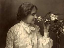 Nữ nhà văn khiếm thị, khiếm thính Helen Keller