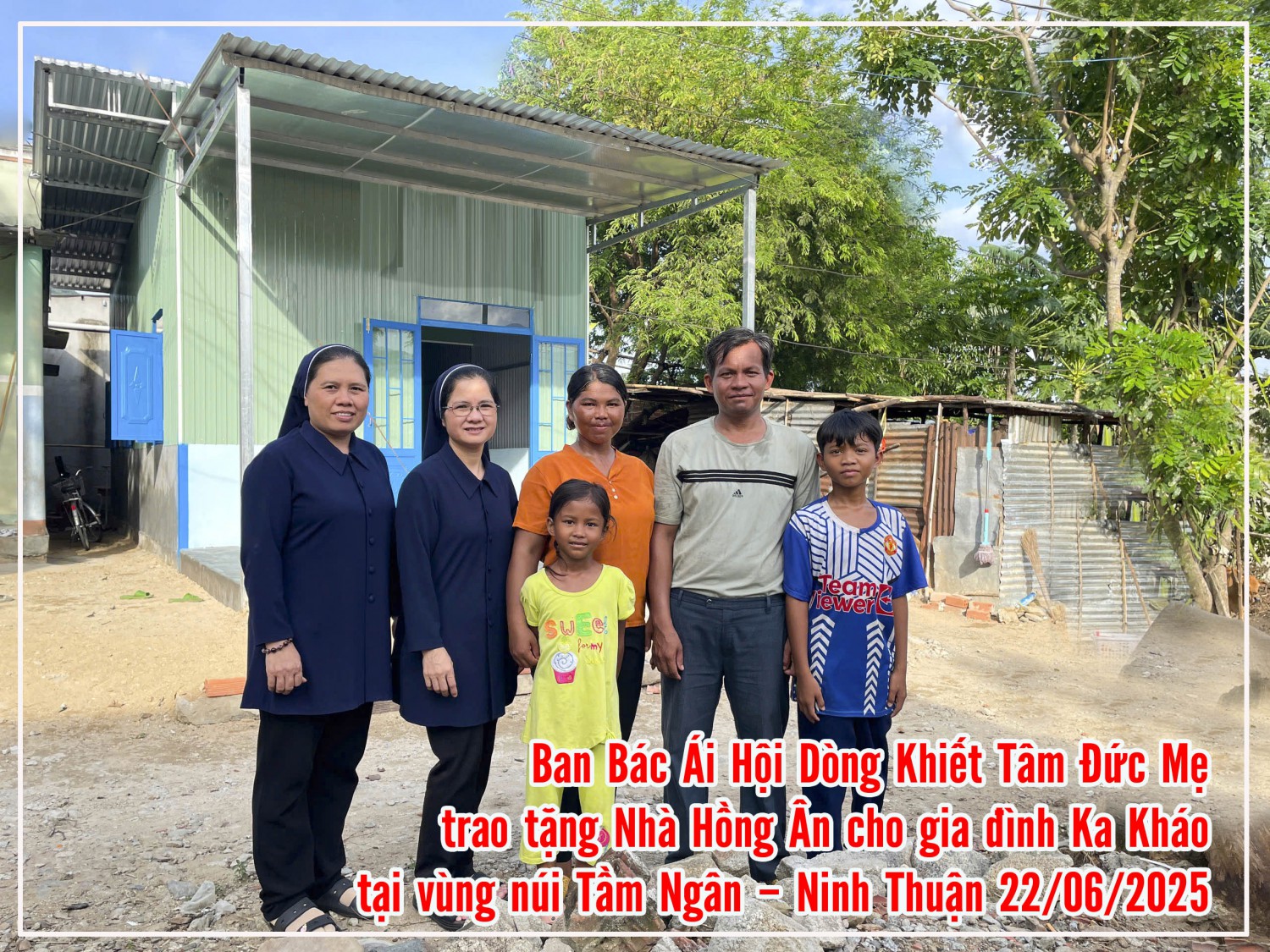 ban bac ai hoi dong khiet tam duc me trao tạng nha hong an