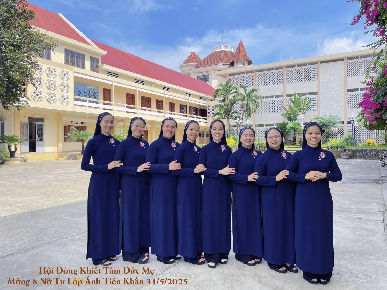 lớp anh khấn lần đầu