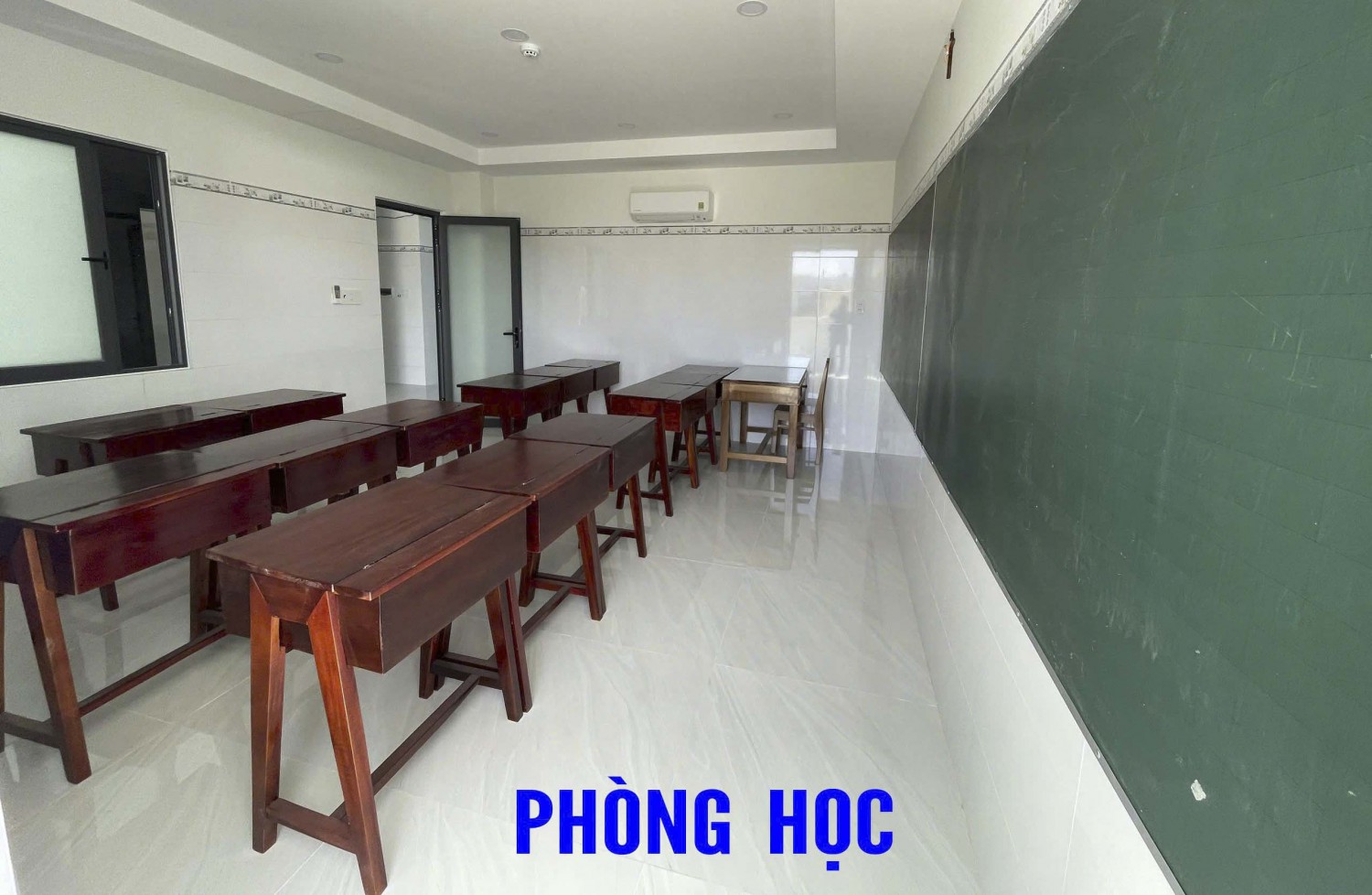 nha cong doan cho moi (4)