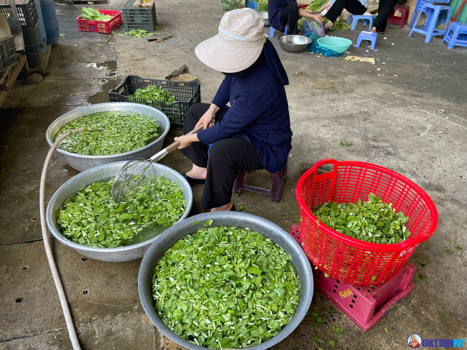 Quán Cơm Nụ Cười Khiết Tâm phục vụ 350 phần ăn cho bệnh nhân