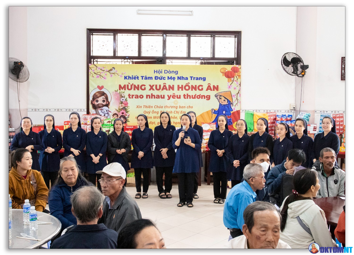 Tiệc Tất Niên và Hội Chợ Xuân 2025 cho Những Người Kém May Mắn do Hội dòng Khiết Tâm Đức Mẹ tổ chức