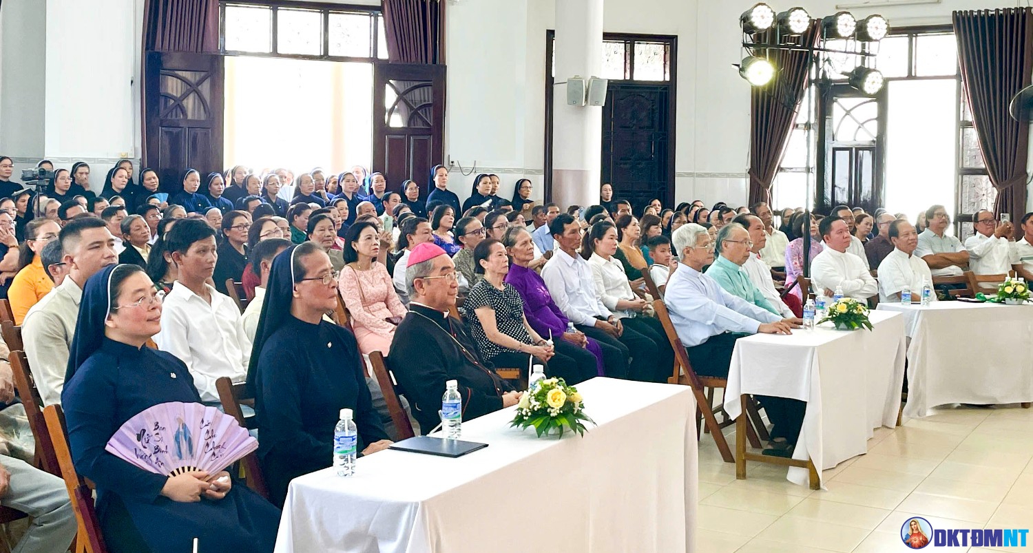 Lễ Bổn Mạng Kính Trái Tim Vẹn Sạch Mẹ Maria và Tri Ân Các Ân Nhân 2025