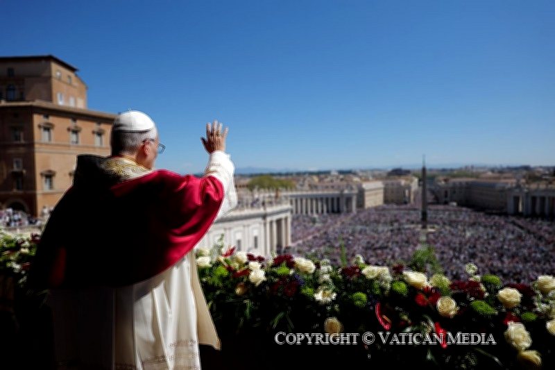 Sứ điệp Phục sinh Urbi et Orbi năm 2026: Sức mạnh của Đức Kitô phục sinh hoàn toàn phi bạo lực