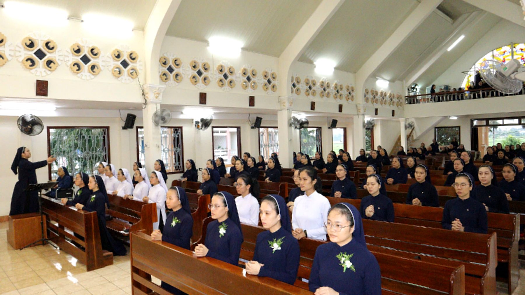 hoc vien teresa avila khiet tam (9).jpg