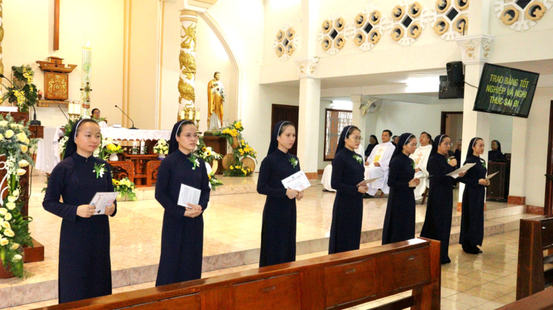 hoc vien teresa avila khiet tam (13).jpg