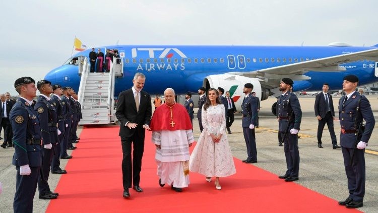 Đức Hồng y Parolin: Đức Lêô XIV đến Tây Ban Nha để thúc đẩy hiệp thông và gặp gỡ